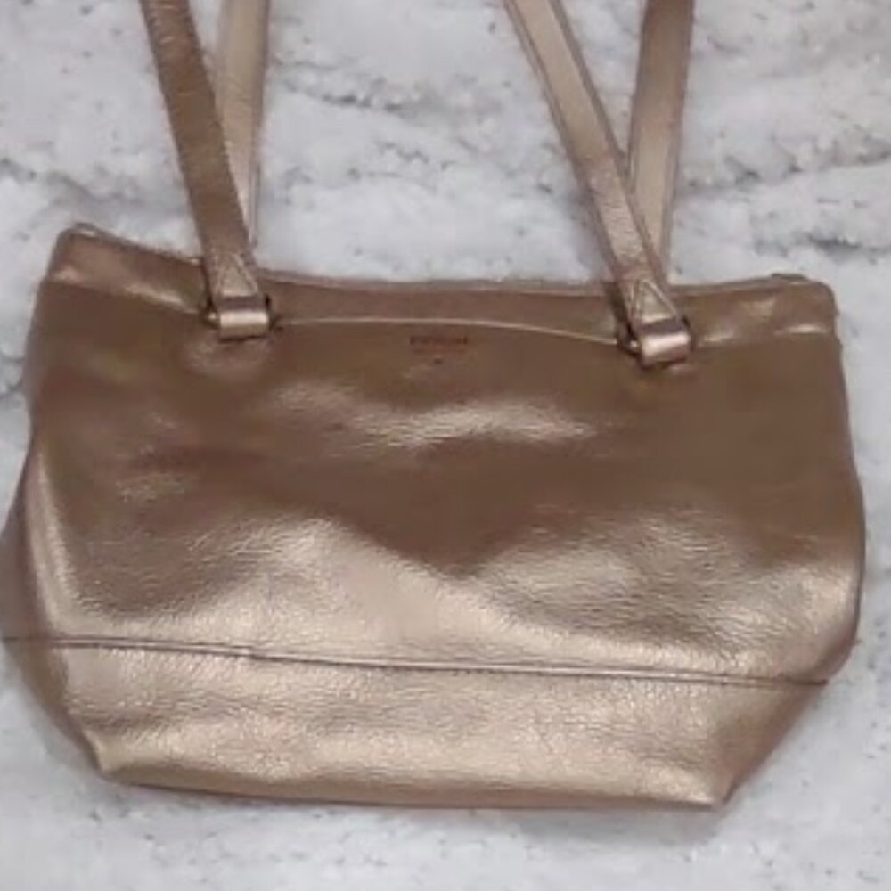 FOSSIL ROSE GOLD METALLIC SHOULDER BAG PREOWNED TOTE STYLE PRISTINE EXTERIOR